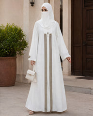 The Amara White Abaya - Minimalist Contrast Panel with Heart Accent